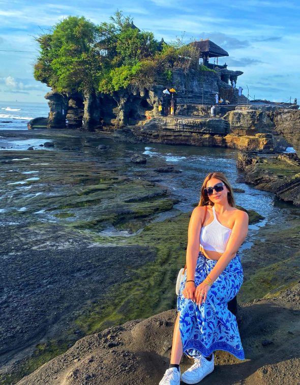 Nature and Culture: Private Tour of Tanah Lot & Waterfall